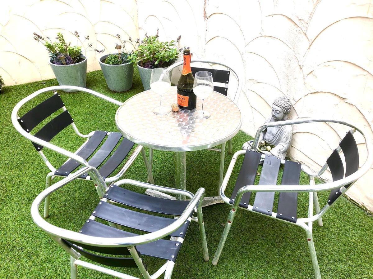 *Beachfront*- Stylish, Spacious +Private Courtyard Brighton Ngoại thất bức ảnh