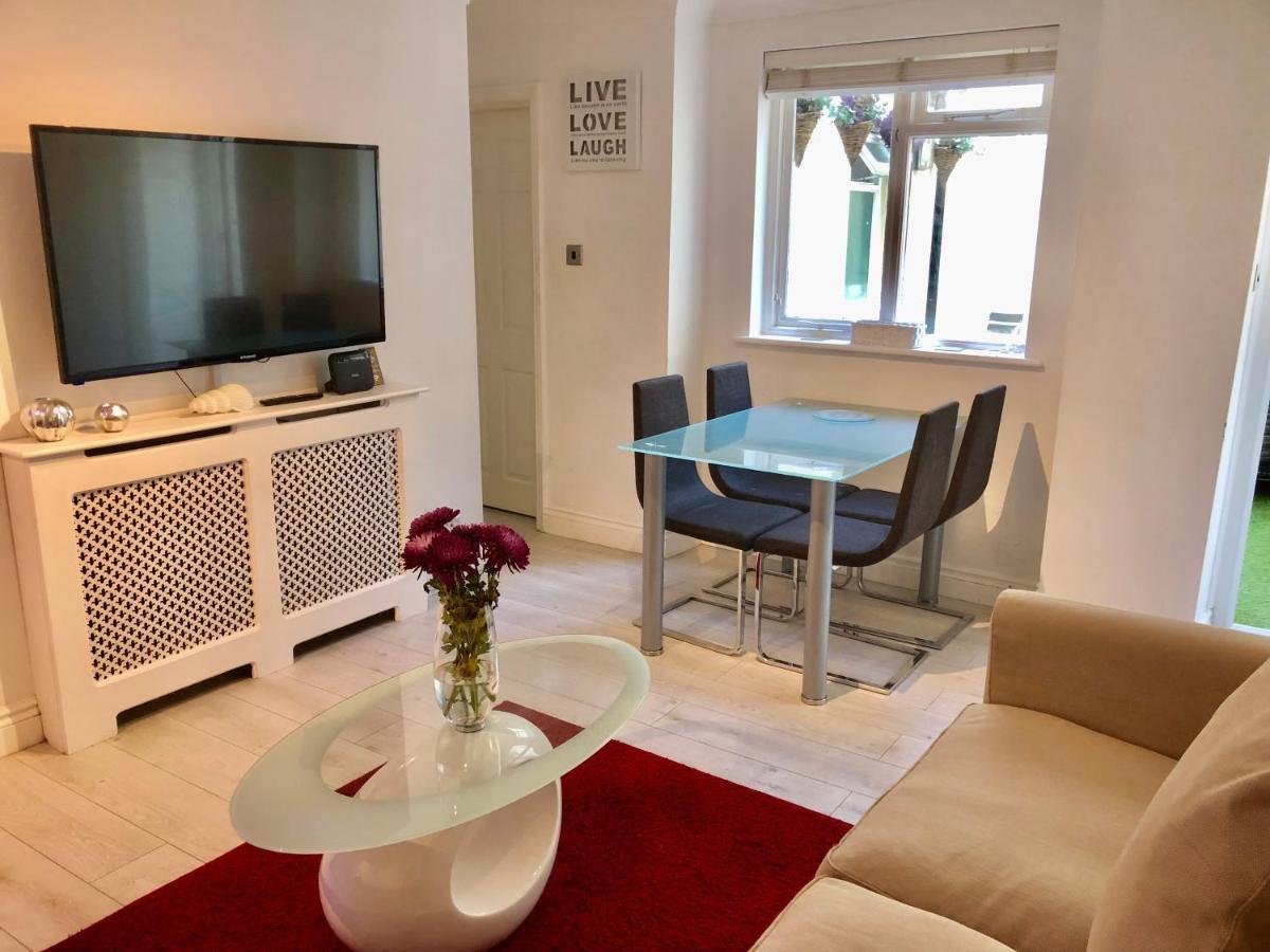 *Beachfront*- Stylish, Spacious +Private Courtyard Brighton Ngoại thất bức ảnh