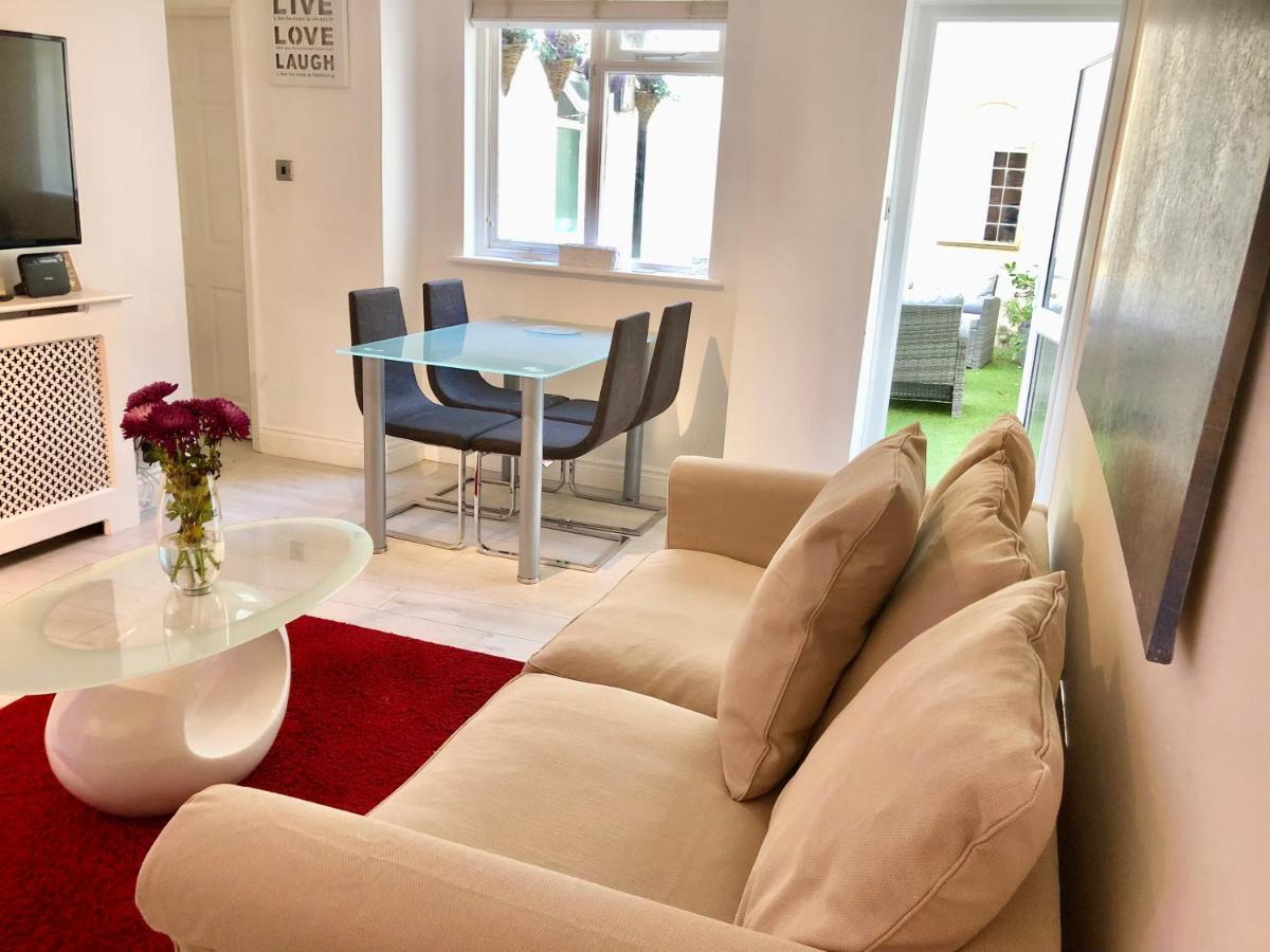 *Beachfront*- Stylish, Spacious +Private Courtyard Brighton Ngoại thất bức ảnh